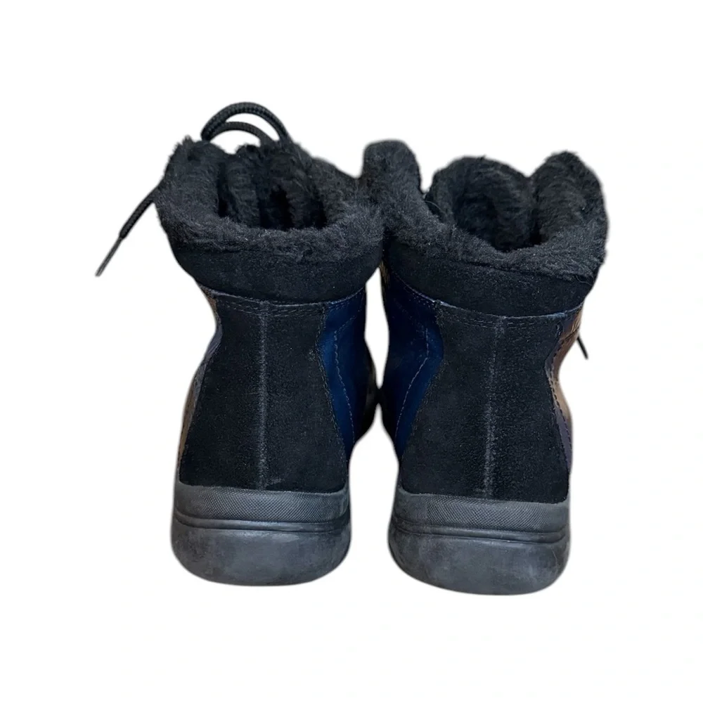 Wanderlust Winter Boots - Black and Blue Women’s Size 8